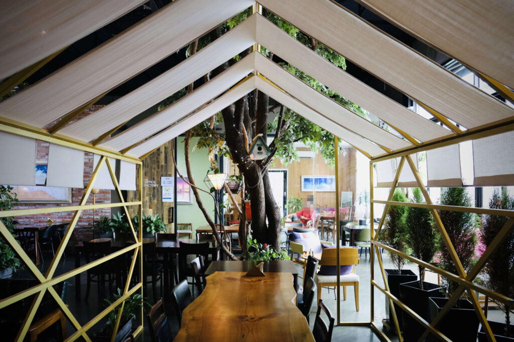 반려동물 동반 카페 릴869의 실내 파빌리온